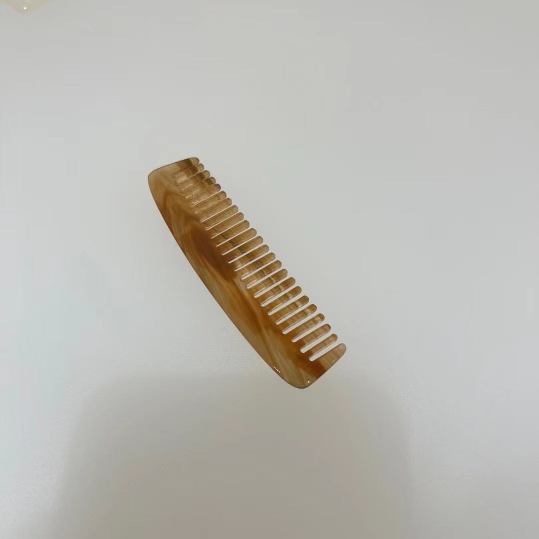Comb