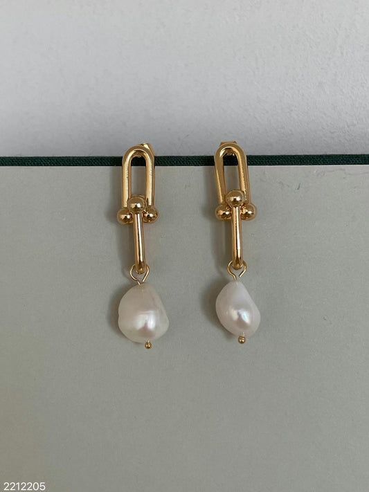 Gold Bold Knot Pearl Earrings