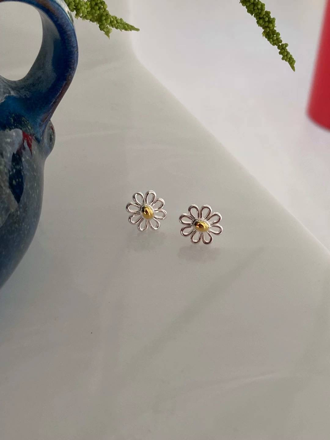 S925 Daisy Earrings